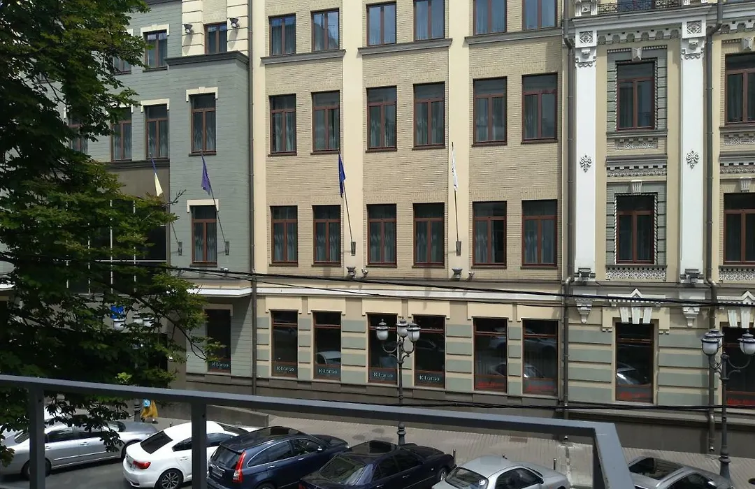 Grand Apartments-1